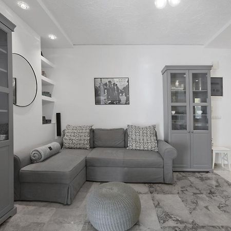Belva Blue Apartment Athena Bagian luar foto